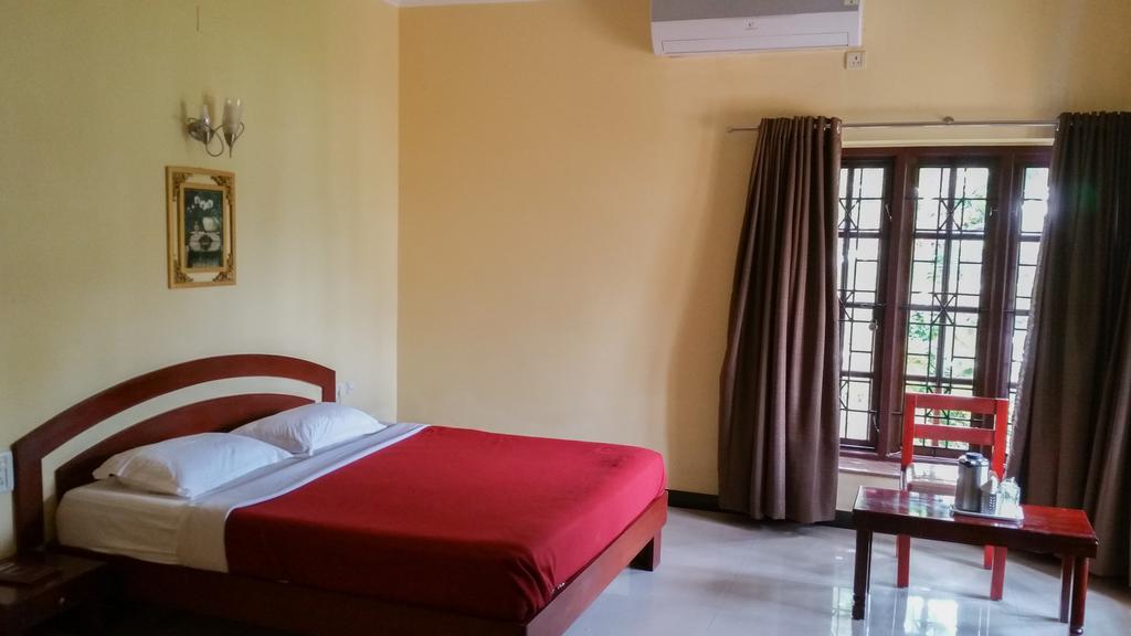 River View Guest House - Kavitha Residency Mangalore Buitenkant foto